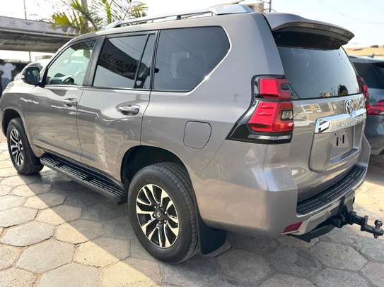 Toyota land cruiser TXL image 9