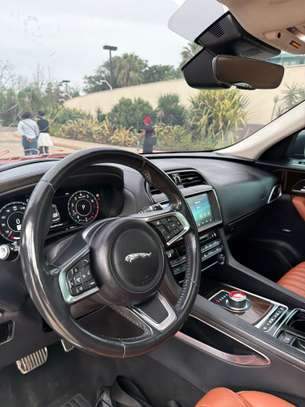 Jaguar fpace 2020 portfolio image 4