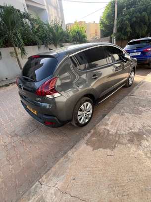 Peugeot 3008 SUV 2016 image 5