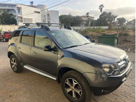 Renault Duster 4x4 à vendre- Immatriculation diplomatique image 2