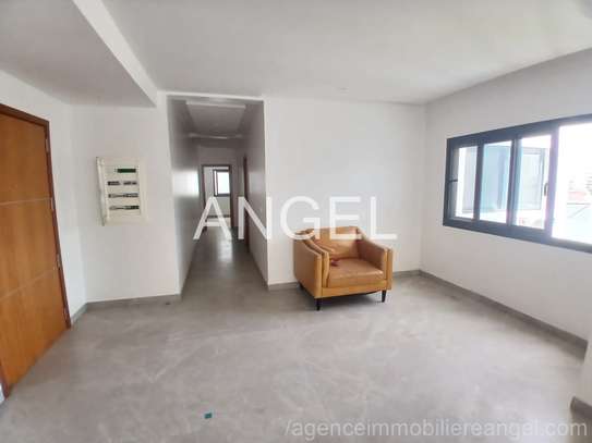 Ref_2974_GL Appartement F4 à louer – Point E image 2