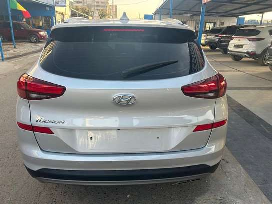 Hyundai Tucson diesel 2020 Full options image 13