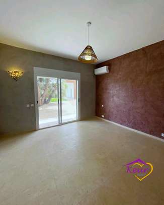 Villa neuve en rés à vendre à Nguerigne image 6