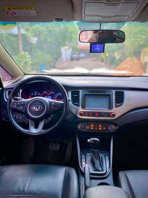 KIA Carens 2017 image 14