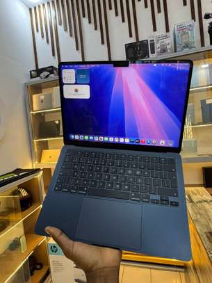 MacBook Air M2 13 pouces 256Go/16Go Ram image 2
