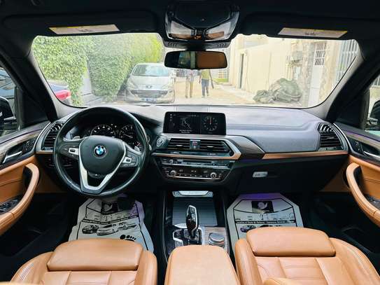 BMW X3 année 2019 image 9