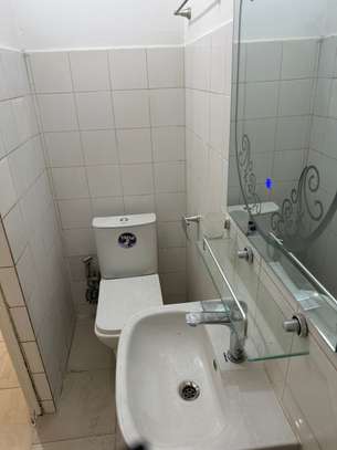 Apparemment 2 chambres à louer image 11