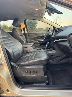 Ford escap Titanuim année 2017 image 12