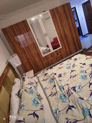 Appartement meublé à louer au Point E image 4