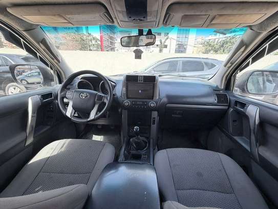 Toyota Landre cruser image 3