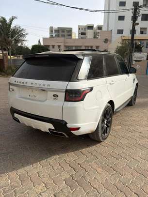 Range rover sport 2015 upgrad 2020 image 3