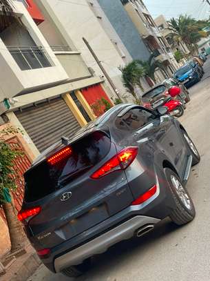 HYUNDAI TUCSON 2017 KIT 2018 image 6