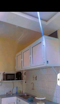 Maison spacieuse lumineuse avec escalier intérieur image 2