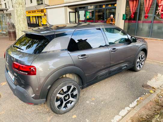 Citroën C4 Shine Diesel 2019 image 9