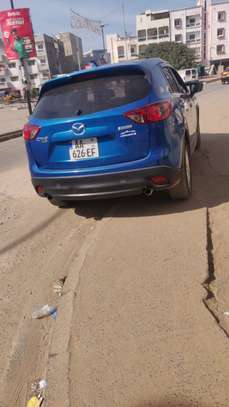 Location de voiture type SUV et 4x4 image 9