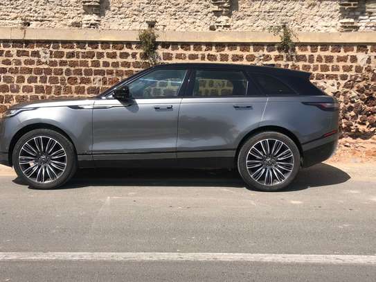 LOCATION RANGE ROVER VELAR image 10