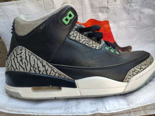 JORDAN RETRO AUTHENTIQUE image 2