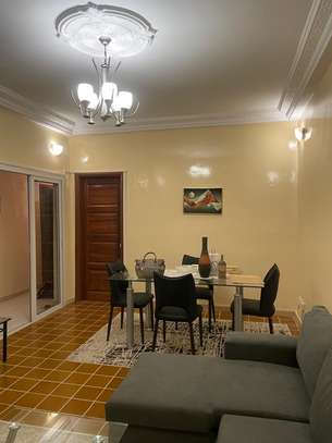 Appartement meublé 2 chambres à louer – Derklé Liberté 5 image 2