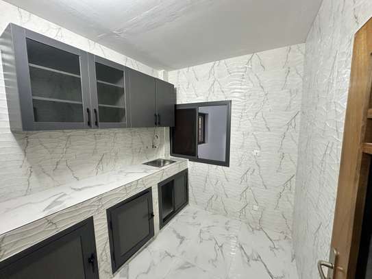À loué appartement neuf luxe  HANN MARISTE F3 image 11