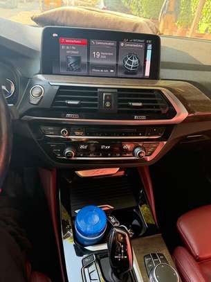 Bmw x4 image 6