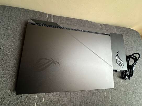 🔥Asus ROG stric G16 | Ryzen 9| RTX 5060| 16GB RAM | 1 TB image 2