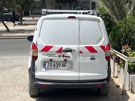 Ford transit image 4