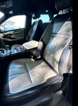 Range Rover evoque image 8