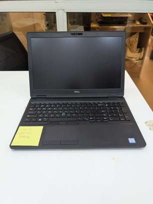 Dell precision 3530 i7 8ieme 16g de ram 256 image 2