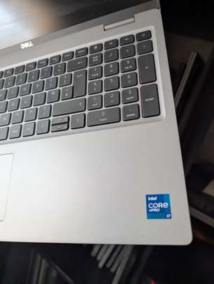 Dell 5520 / i7 11th gen / 16gb ram / 256gb ordinateur image 2