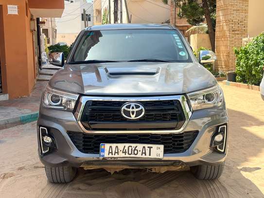 Toyota hulux image 9