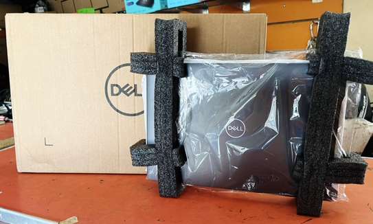 DELL  Latitude 5300 Core i7 8ème.8Go.SSD 256Go 13.3'' image 4