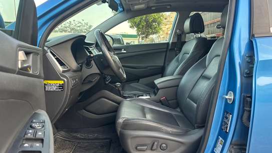 HYUNDAI TUCSON intérieur cuir image 9