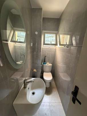 Bel appartement F4 a la Cité Keur Gorgui image 4