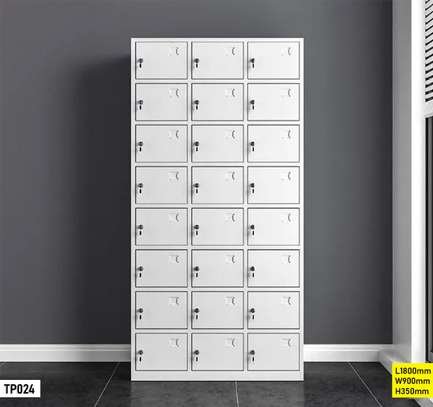 Armoire métallique 180 cm gris clair 5 étagères verrou image 5