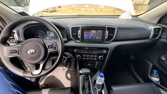 Kia Sportage SUV 5 portes blanc polyvalent image 4
