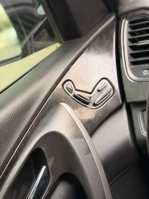 HYUNDAI GRANDEUR 2015/16 image 12