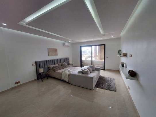 Location non meublé - 4 chambres salon Yoff - 300m2 image 2