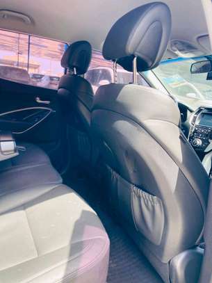 Hyundai santafe 2017 4x4 image 8