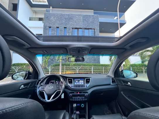 HYUNDAI TUCSON 2018 FULL OPTION image 10