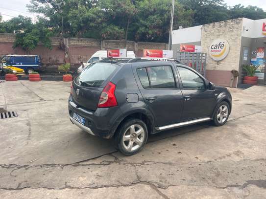 Dacia sandero 2010 image 8