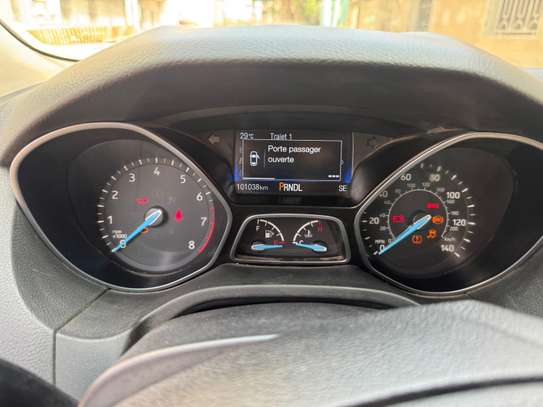 Ford focus SE automatique essence image 2