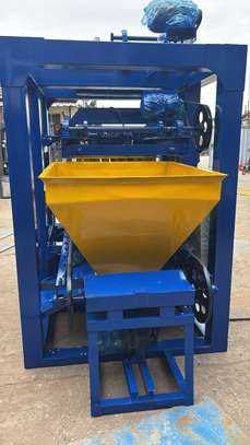 Machine fabrication brique QT4-24 Block semi auto NEUVE ! image 4