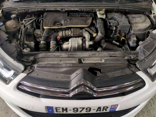 Citroën C4 sous douane image 8