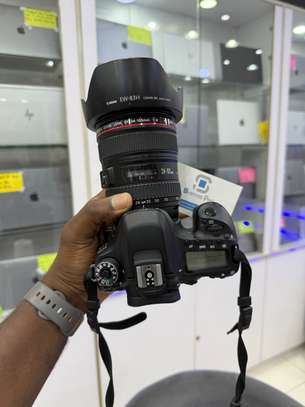 Canon 80D image 3