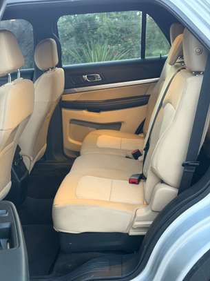 Ford explorer 2017 image 11