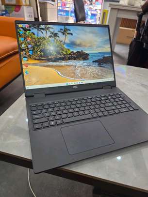 Dell PRECISION 7680 gamer poste de travail Workstation image 3