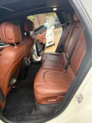 MASERATI LEVANTE  Année : 2018 image 5