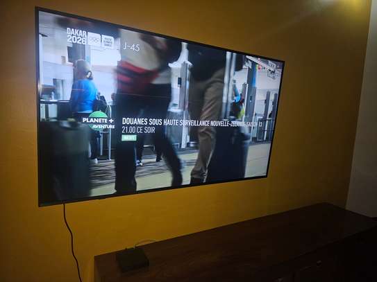 Televiseur Sharp 58" image 2