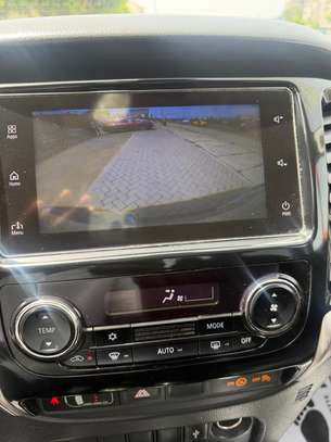 MITSUBISHI L200 2017 image 3