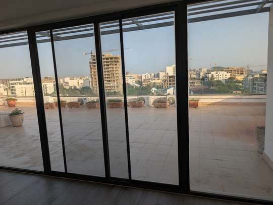 Appartement en duplex à louer aux almadies ( penthouse) image 5